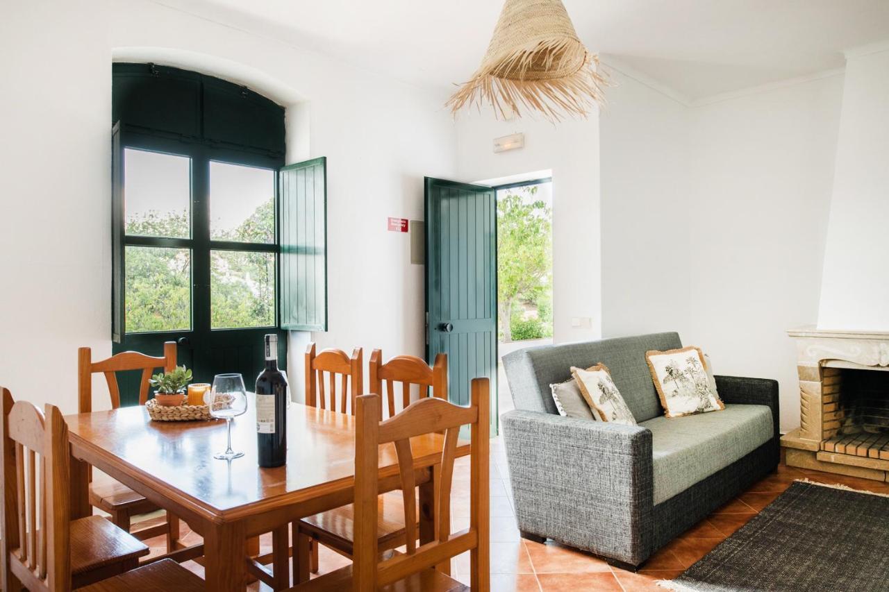 Ferienhaus Cerca Velha - *